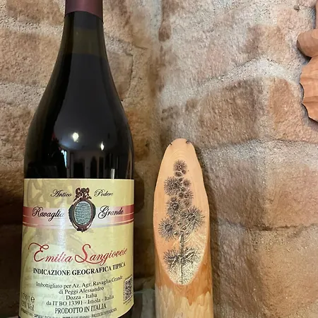 Ravaglia Grande Lantställe Castel Guelfo Di Bologna