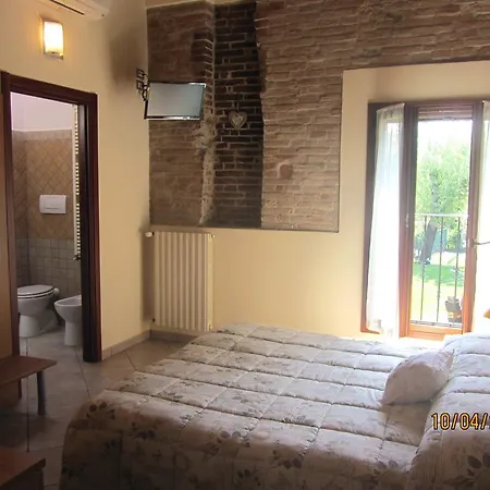 Lantställe Ravaglia Grande Castel Guelfo Di Bologna